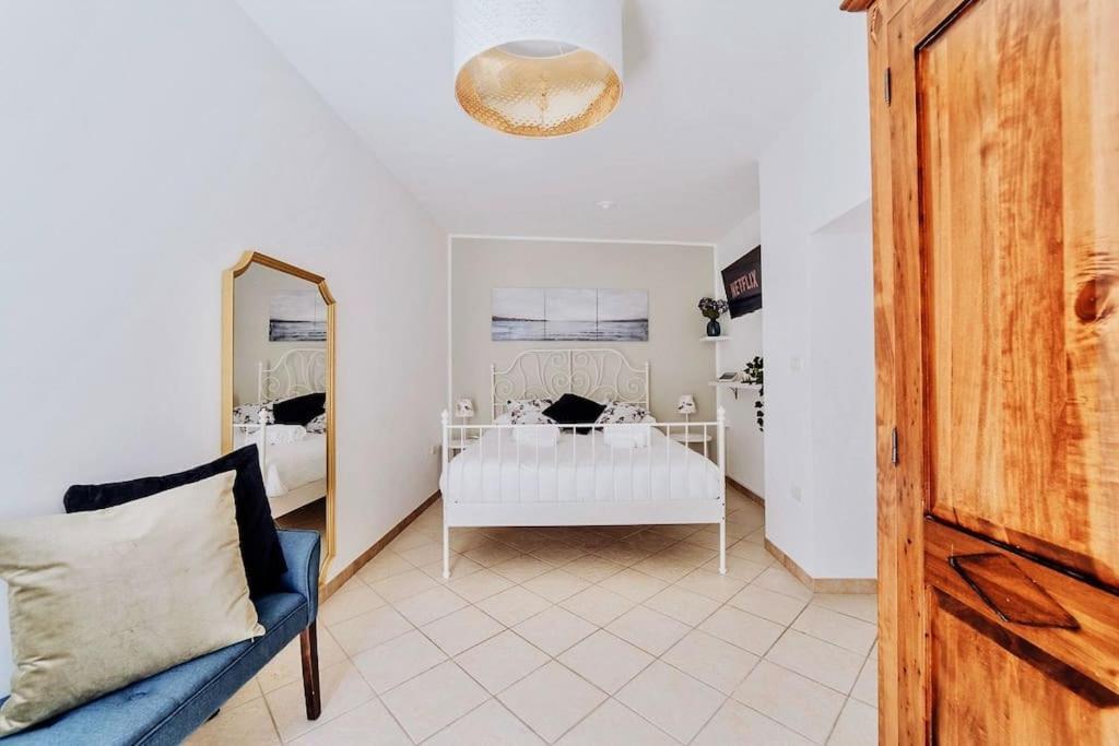 Torre Dalu' - A Due Passi Dalla Spiaggia Di Porta Vecchia, Con Terrazzo Privato E Netflix Monopoli Εξωτερικό φωτογραφία